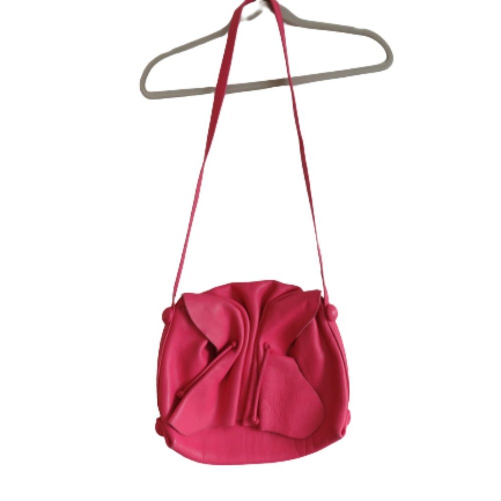 VINTAGE 80s CARLOS FALCHI Bubblegum Pink Leather Butterfly Slouch Crossbody Bag - Picture 1 of 16